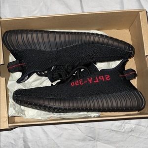 yeezy 350 bred sz 10